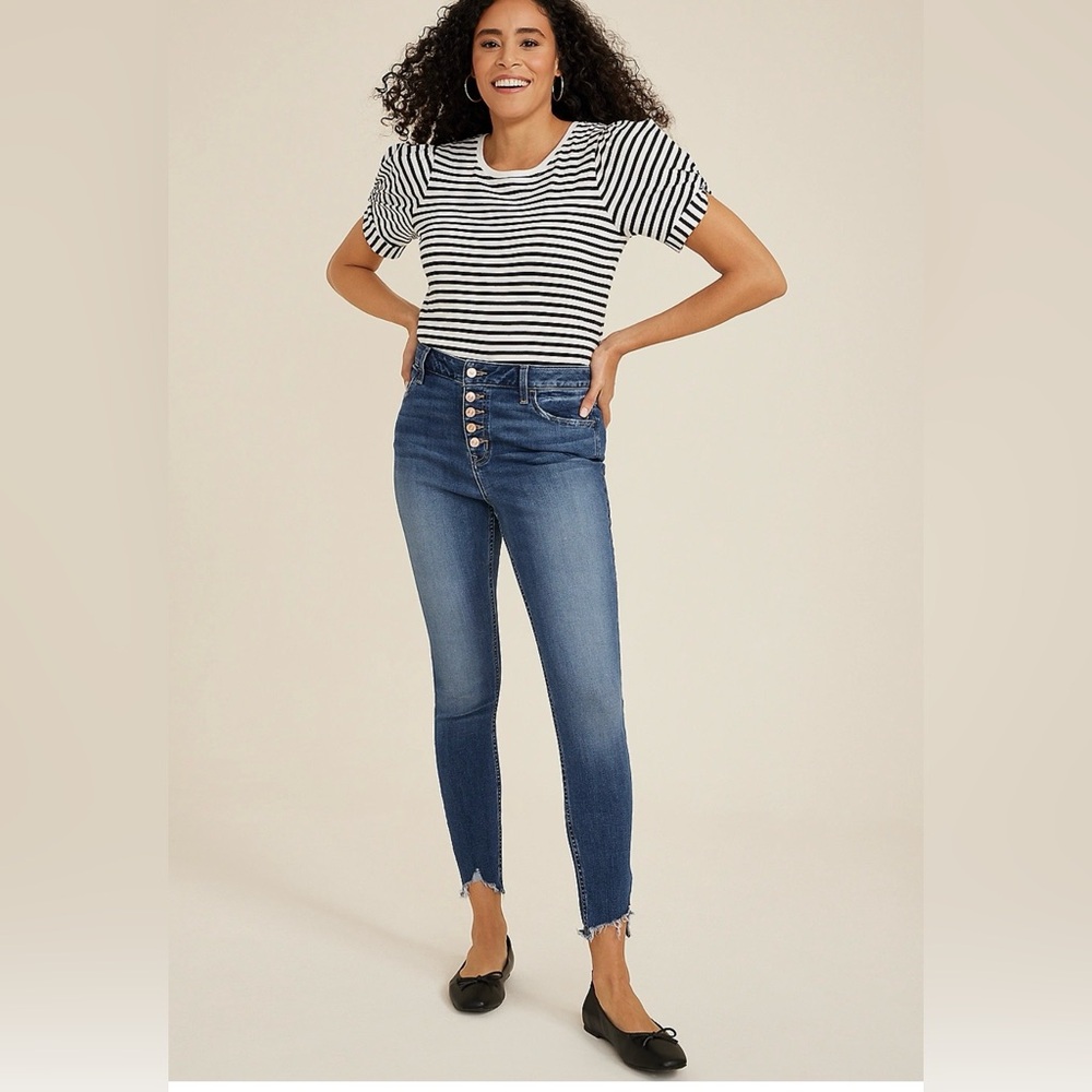 Edgely High Rise Button Fly Super Skinny Short Jeans